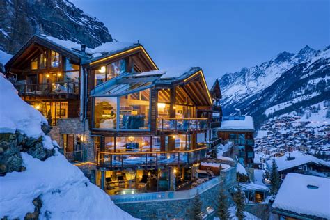 Luxury Hotel & Chalet 